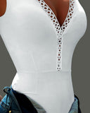 Contrast Lace Sleeveless Bodysuit